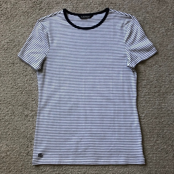 Ralph Lauren Short Sleeve T-shirt. - Picture 1 of 4